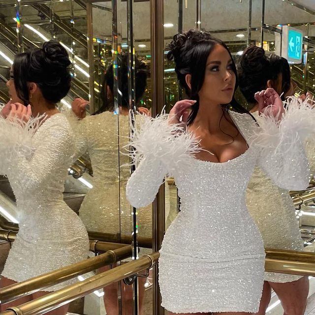 Cute Short Homecoming Dress White Sequin Long Sleeves Birthday Outfit Dress