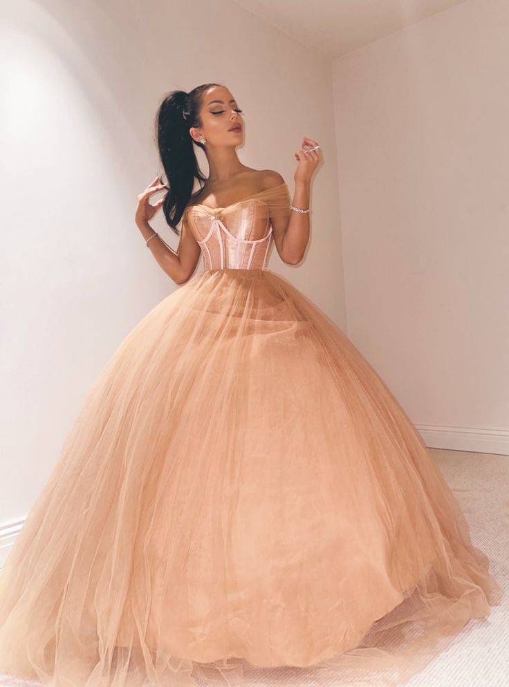 Off Shoulder Princess Ball Gown Elegant Evening Dress Sweet 16 Dress