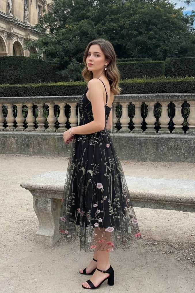 Floral Embroidered Tulle Sweetheart Spaghetti Strap Fit and Flare Midi Dress