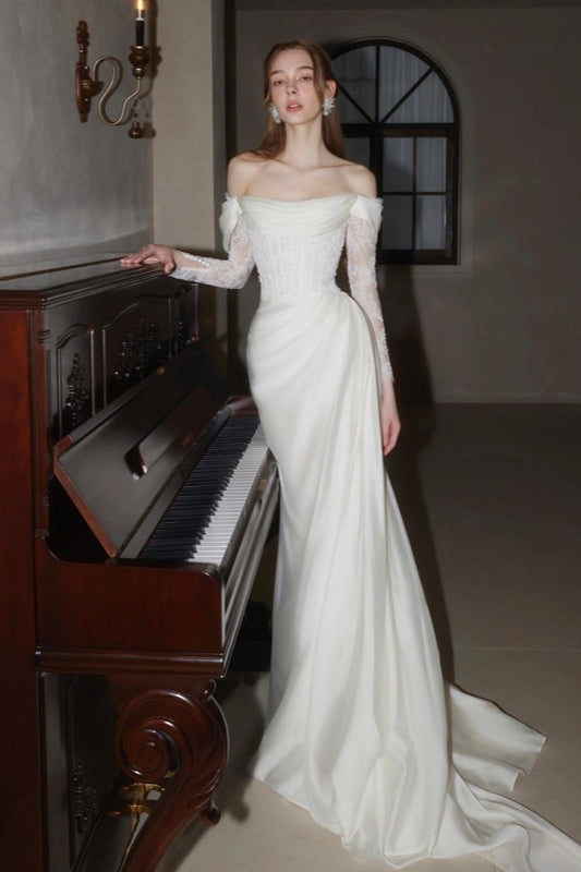 Elegant Off Shoulder Lace Wedding Dress