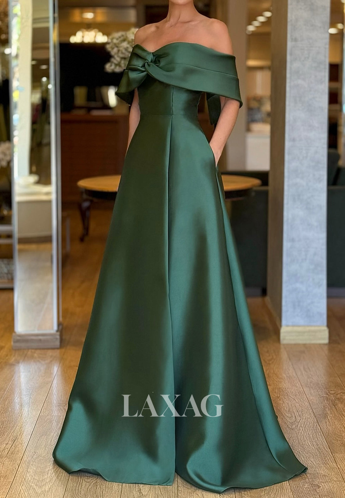 Sweetheart Off-Shoulder Sleeveless A-Line Evening Dress Pleated Satin Floor-Length Formal Gowns