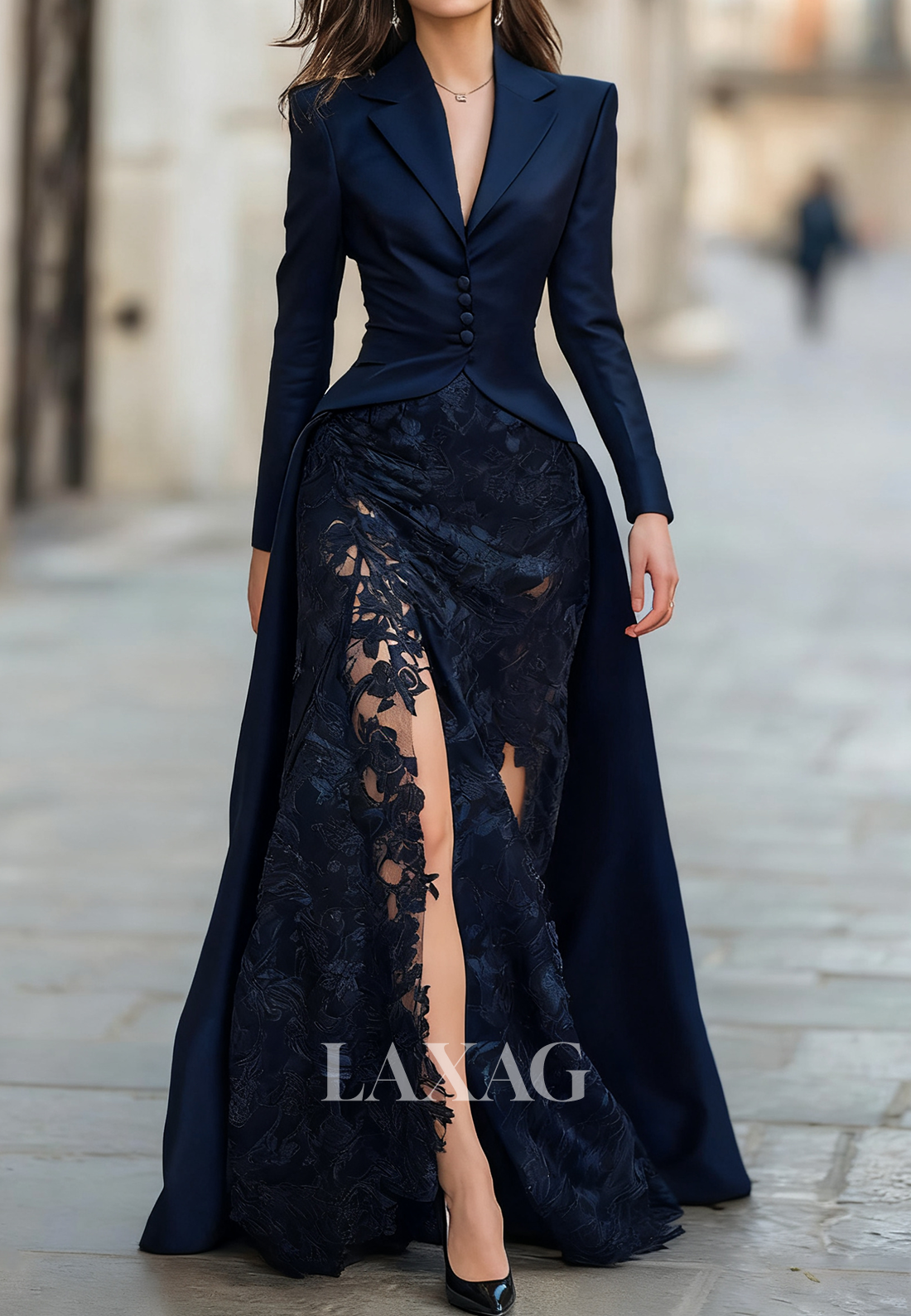 Deep V-Neck Long-Sleeves Satin&Lace Floor-Length Mermaid Evening Dress with Train