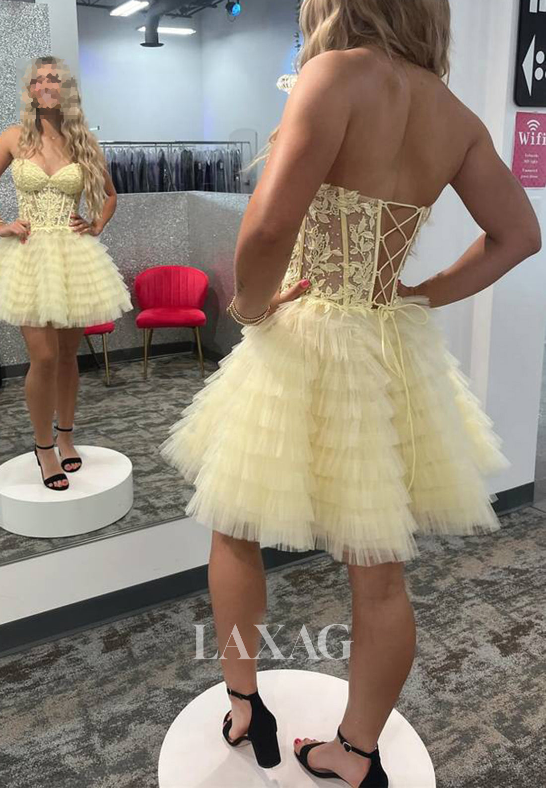 Sweetheart Off-Shoulder Applique Pleated Tulle Tiered Short Mermaid Homecoming Dress
