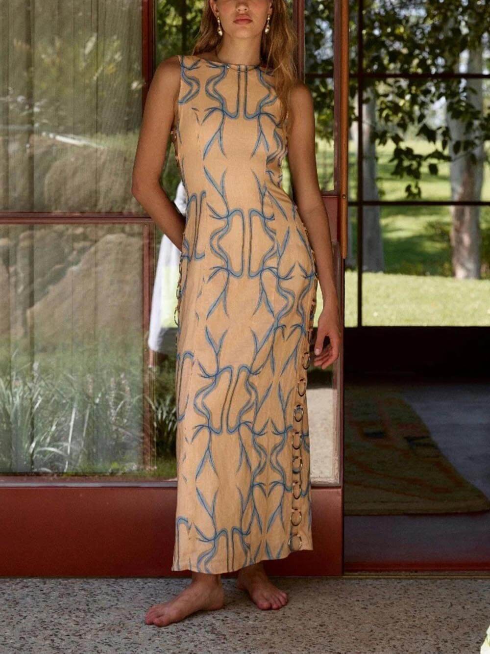 Abstract Geometric Print Sleeveless Boat Neck Ring Side Detail Midi Dress