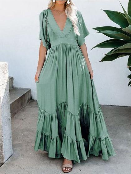 Classic Vintage & Enduringly Stylish Dress