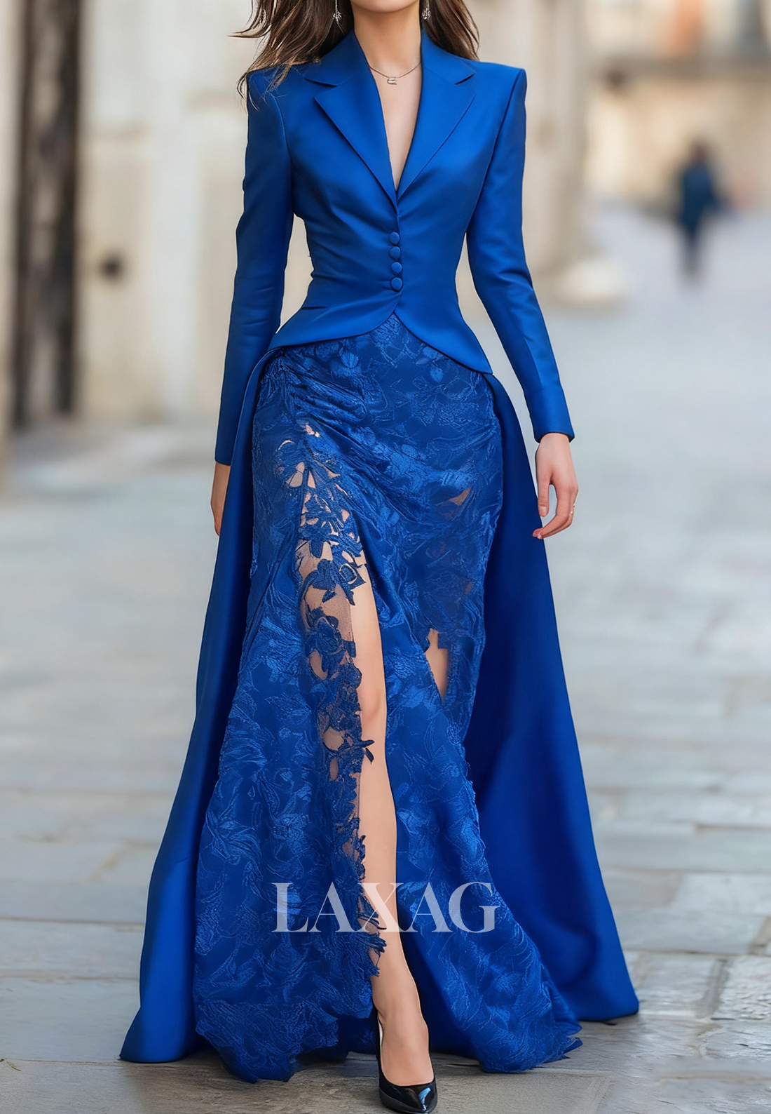 Deep V-Neck Long-Sleeves Satin&Lace Floor-Length Mermaid Evening Dress with Train