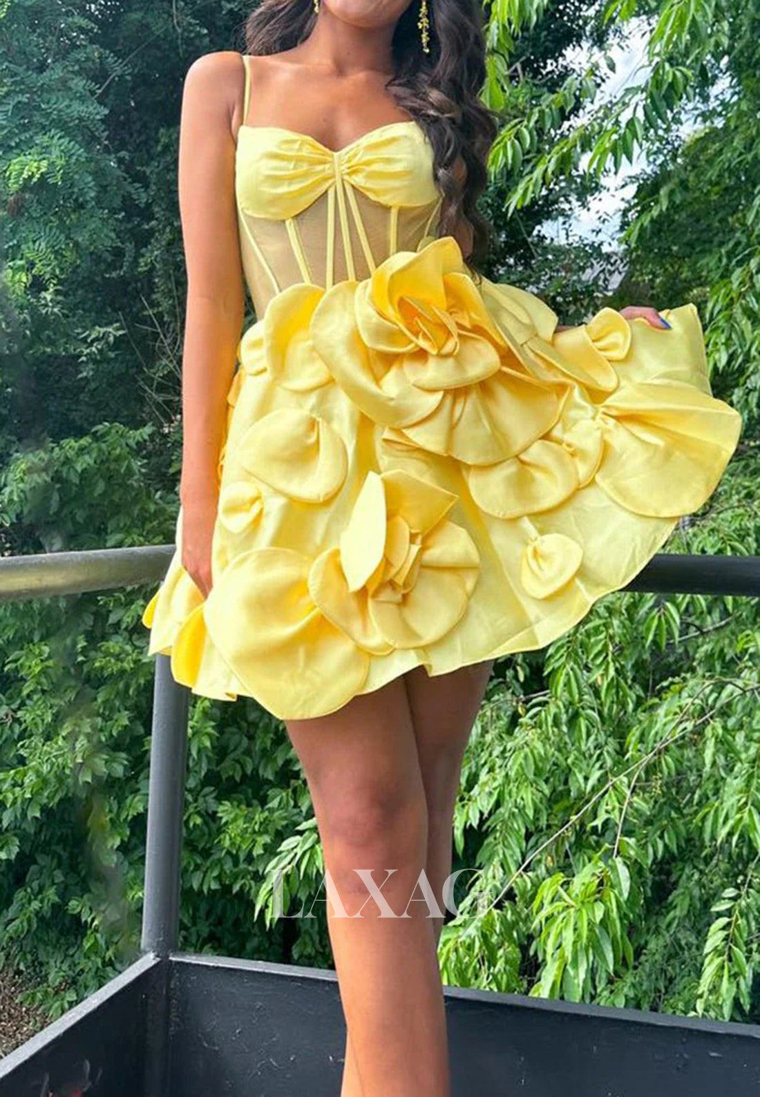 Spaghetti Straps Sweetheart Sleeveless Floral Embellished Pleated A-Line Homecoming Dress