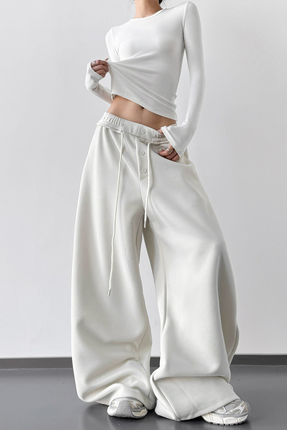 Button Fly Drawstring Elastic Waist Oversized Wide Leg Sweatpants 3