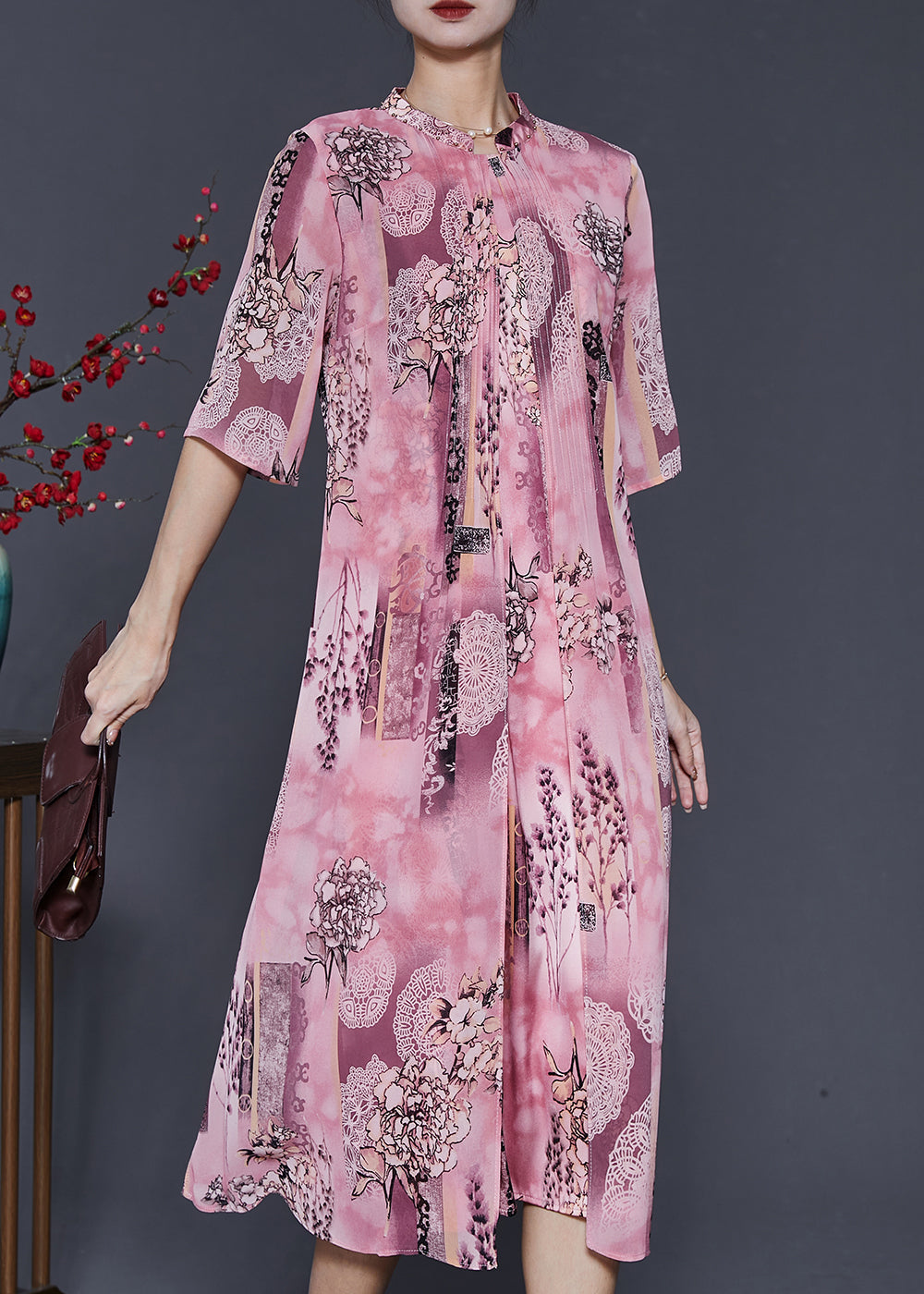 Well Tailored Dress with a Graceful Silhouette