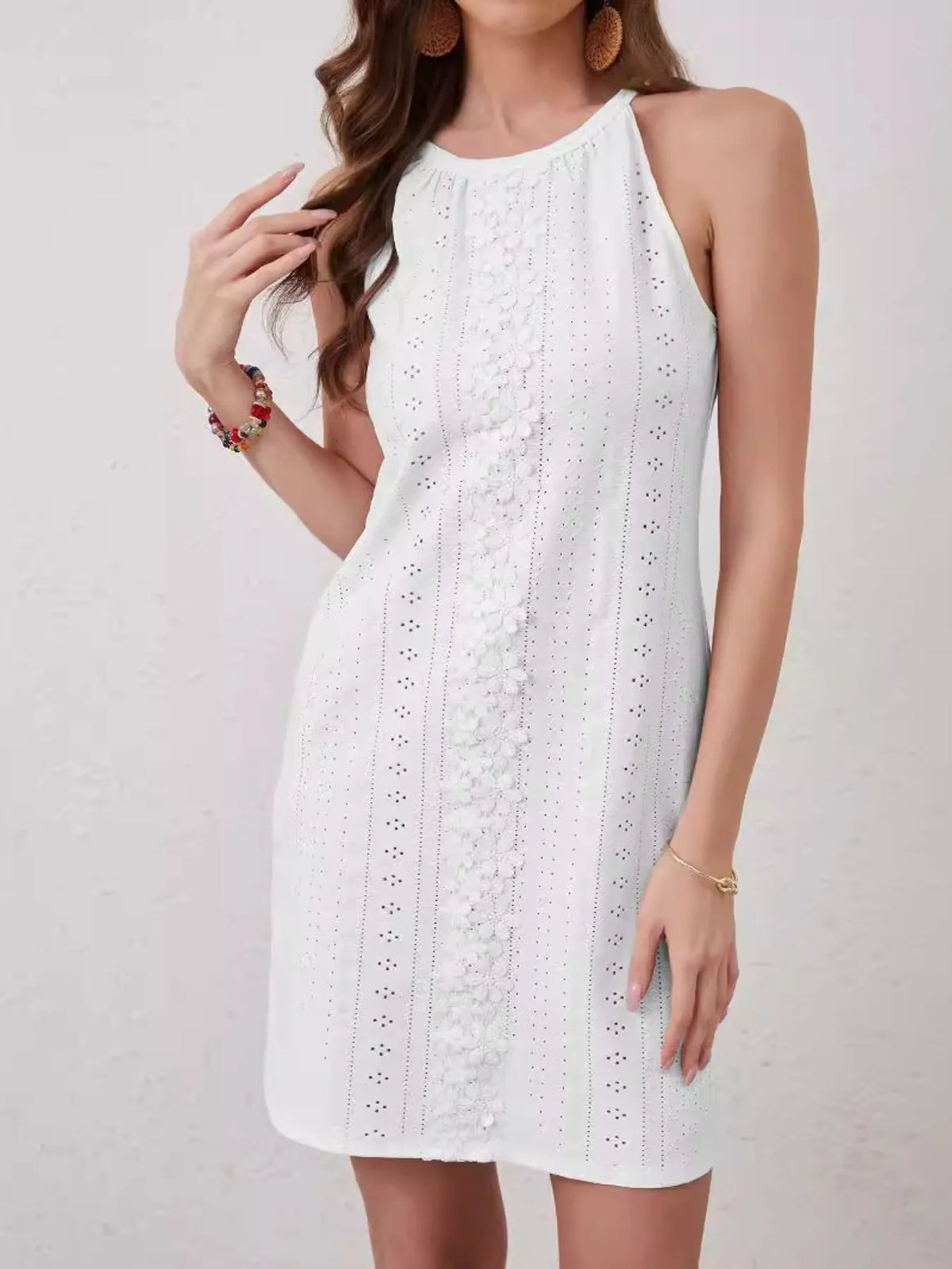 Halter Neck Eyelet Embroidered Floral Lace Applique Shift Mini Dress 2