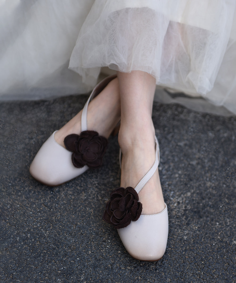 Graceful Orthopedic Sandals for Modern Look