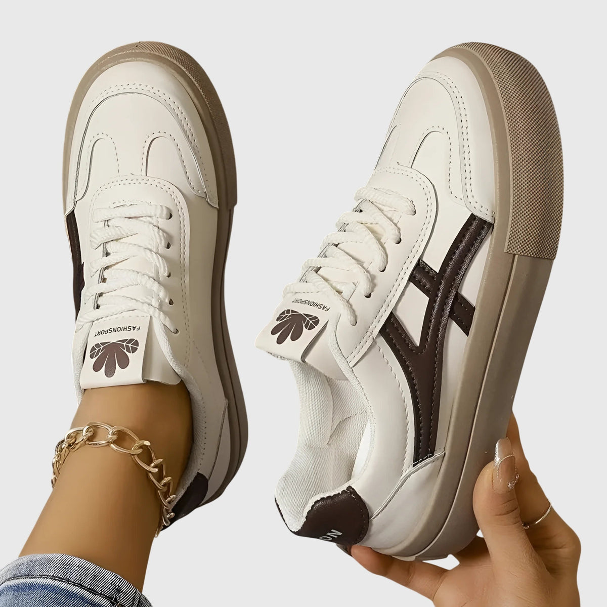 Lace Up Side Stripe Platform Sneakers