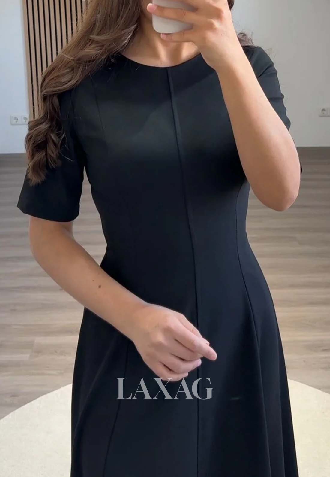 Scoop-Neck Short-Sleeves A-Line Evening Dress Simple Satin Tea-Length Formal Gowns