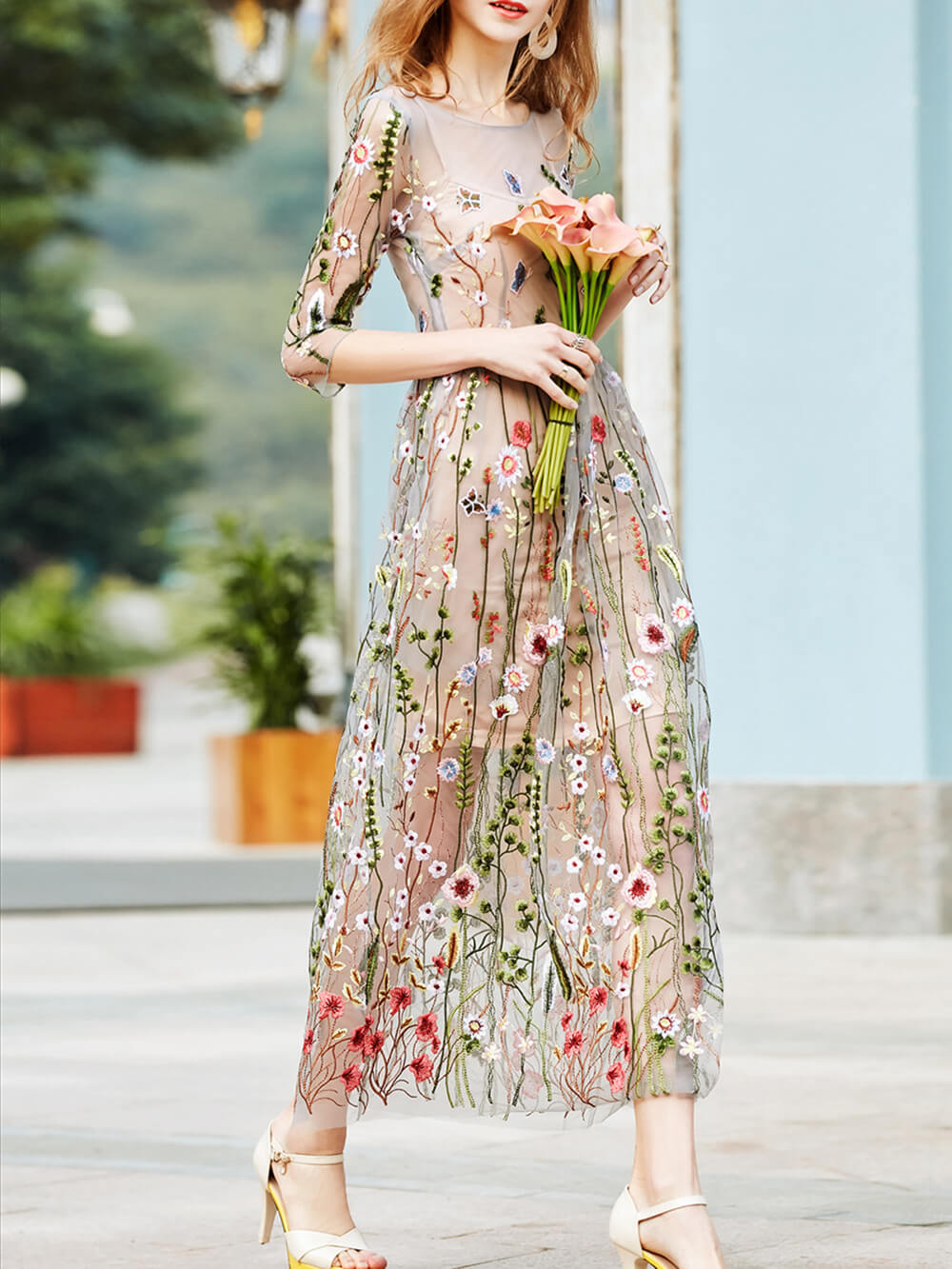 Floral Embroidered Tulle Round Neck A-Line Midi Dress