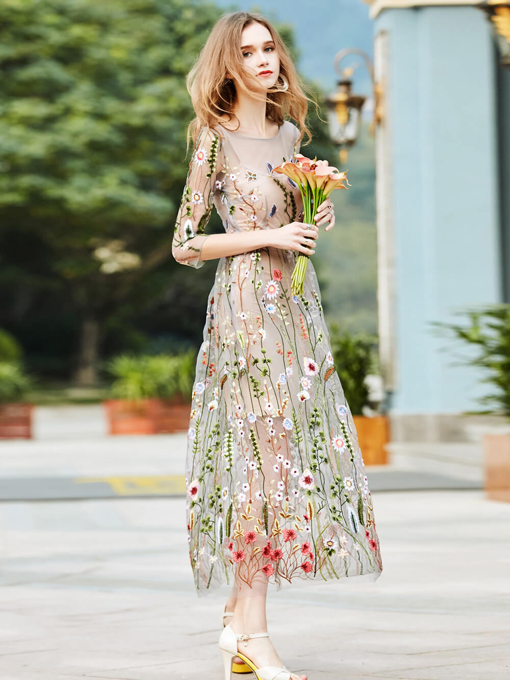 Floral Embroidered Tulle Round Neck A-Line Midi Dress