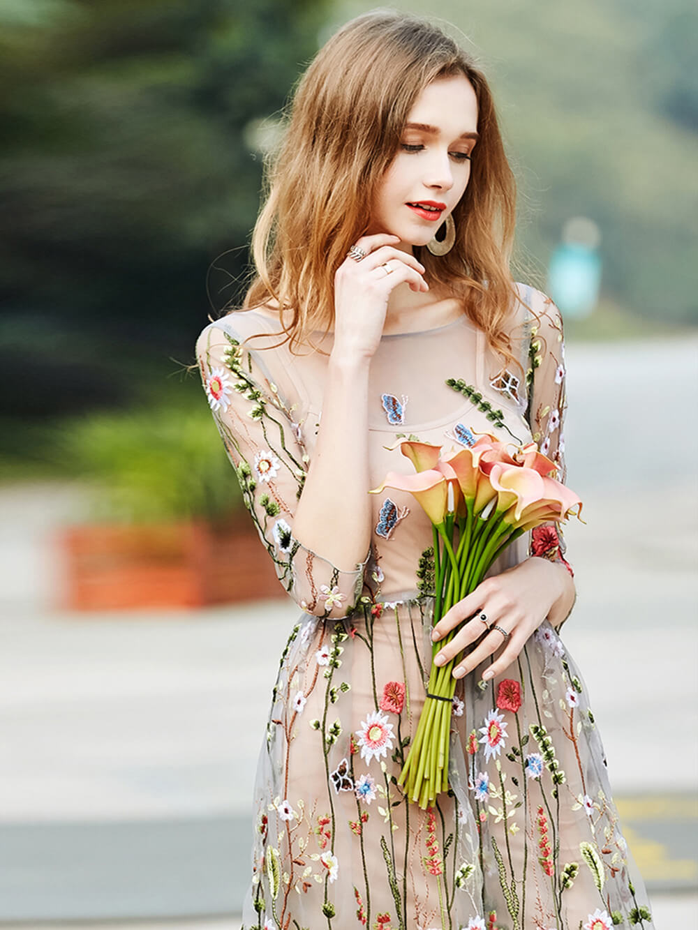 Floral Embroidered Tulle Round Neck A-Line Midi Dress