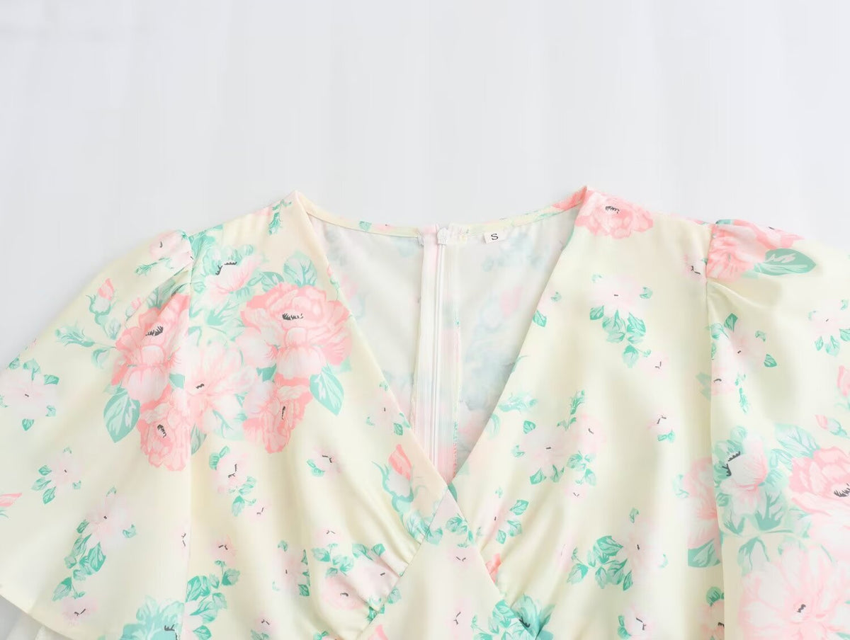 Floral Print V-Neck Flutter Sleeve Empire Waist Midi Dress 3