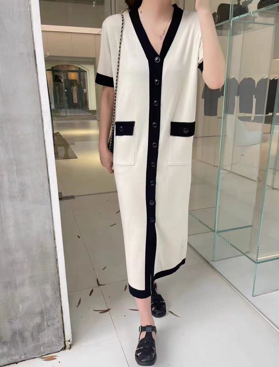 Knit Contrast Trim V-Neck Button Front Short Sleeve Pocket Midi Dress