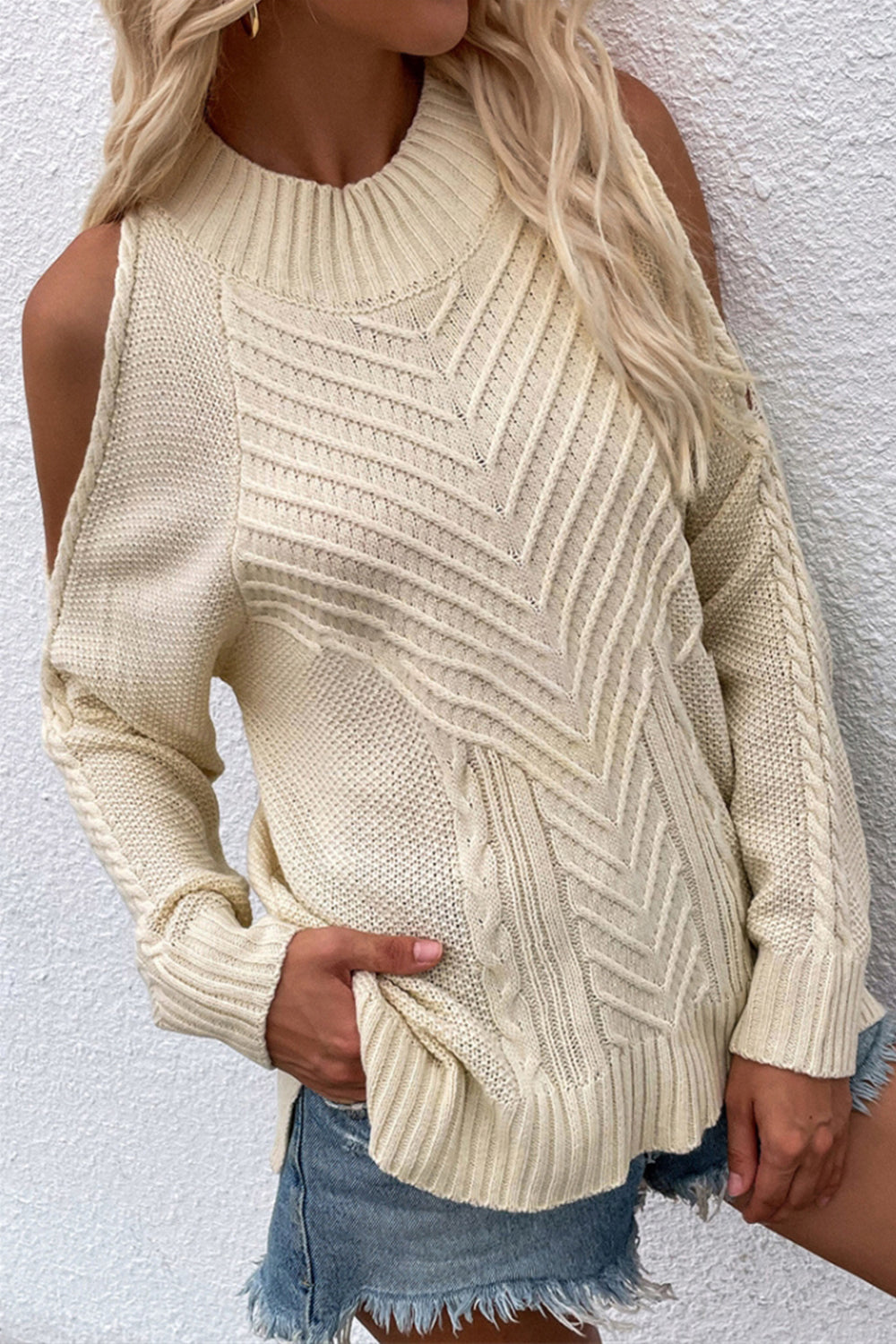 Solid Color Knitted Round Neck Twisted Sweater