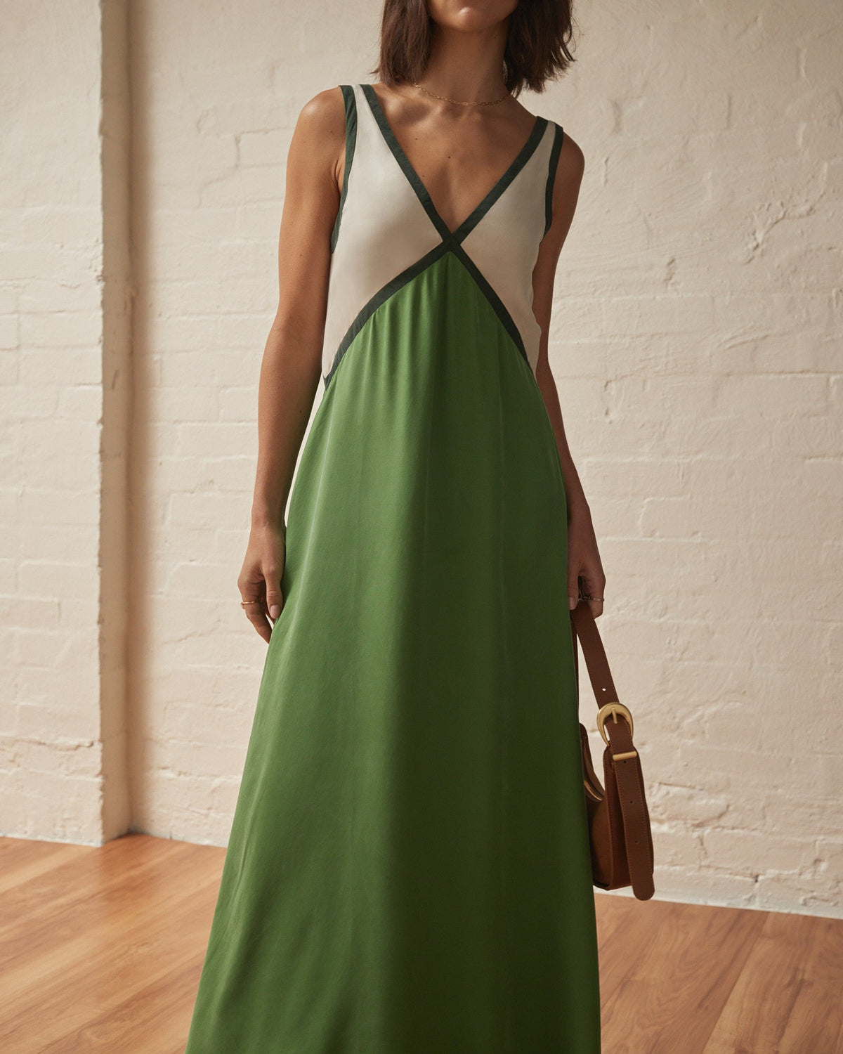 Color Block V-Neck Empire Waist Contrast Trim Maxi Dress