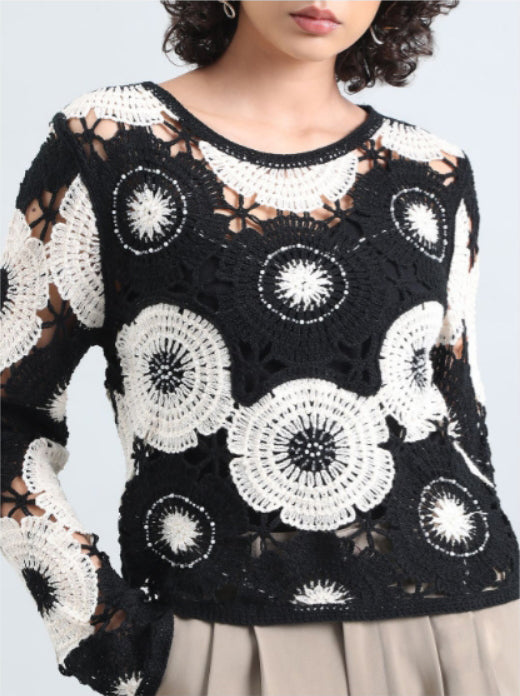Women Embroidered Loose Knitted Long Sleeve Top