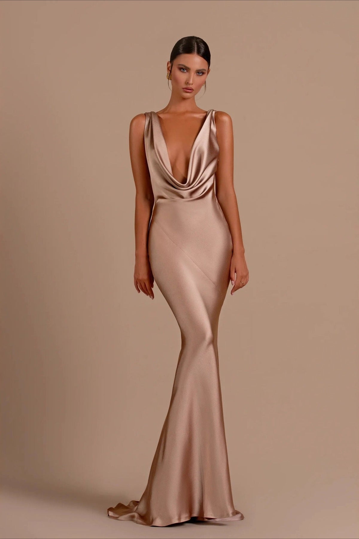 Sleeveless V-Neck Backless Slim Formal Dress - View 4