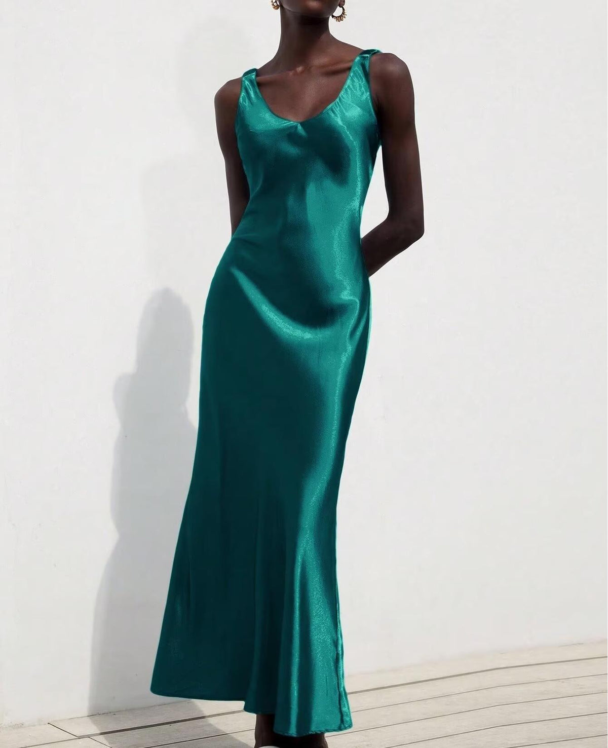 Spring Simple Thin Waist Tight Graceful Satin Dress