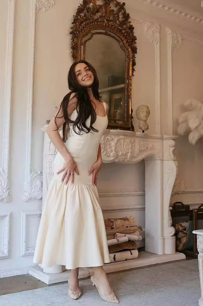 Vintage Sleeveless Square Neck Ruched Cocktail Dress in White - View 3