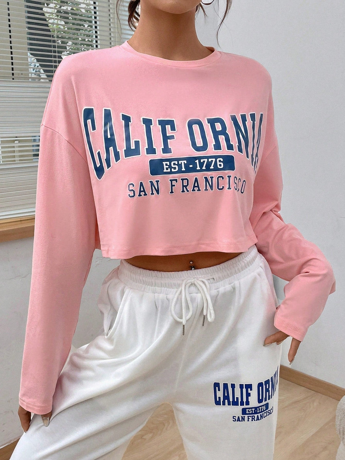 Crew Neck Long Sleeve Drop Shoulder Letter Graphic Crop Top 11