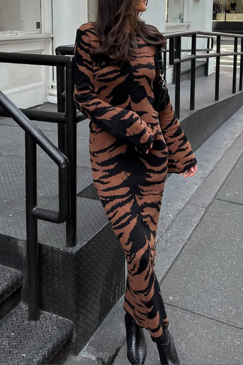 Juana Street Vintage Leopard Dress with Relaxed Fit and Streetwear Style