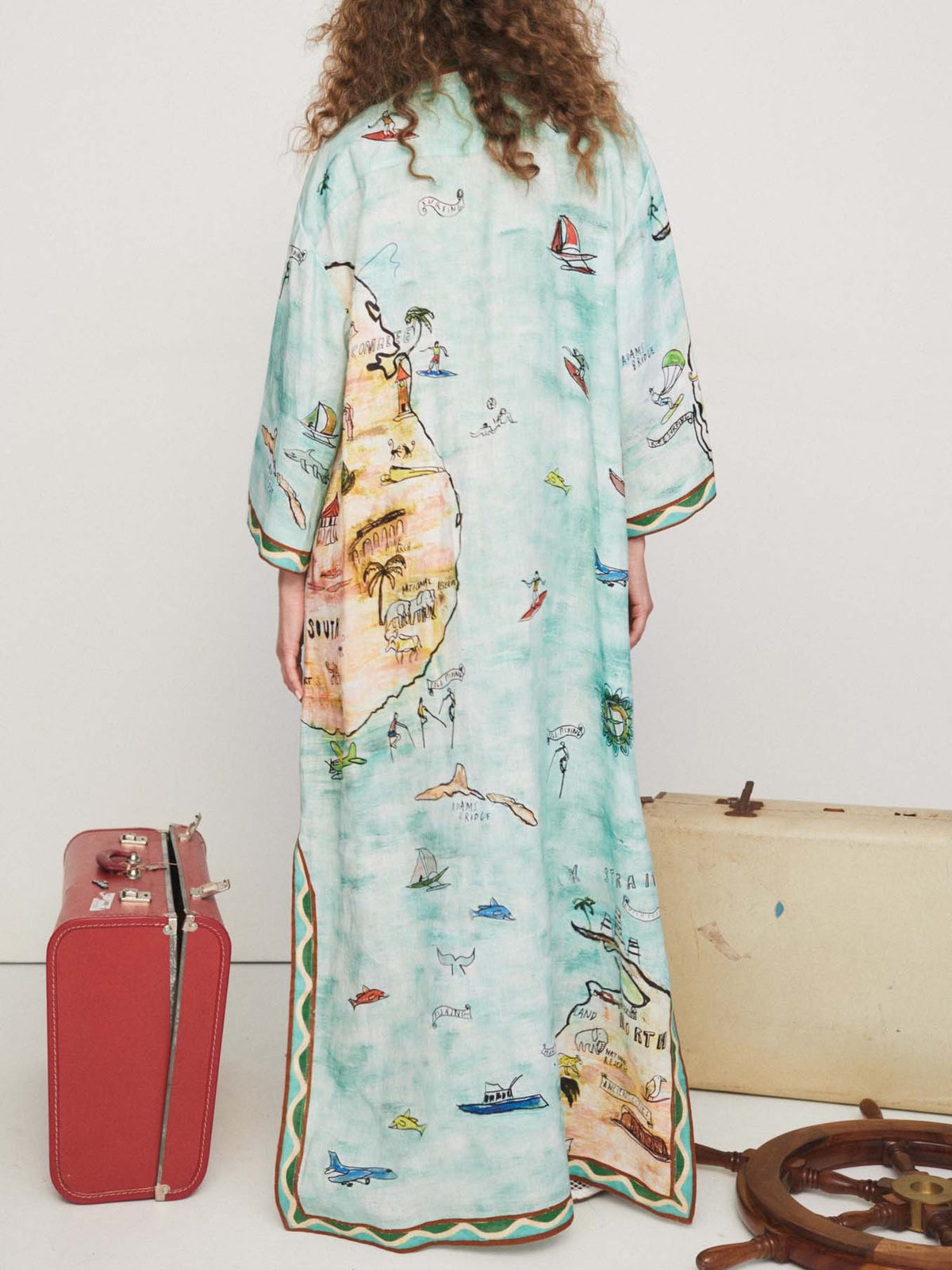 Modern Satin Art Island Print Slit Maxi Dress - View 3