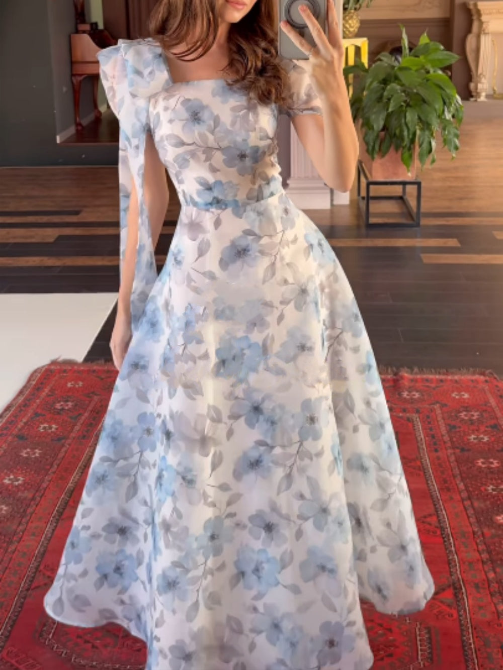 Elegant fitted printed dress with puff sleeves Blue