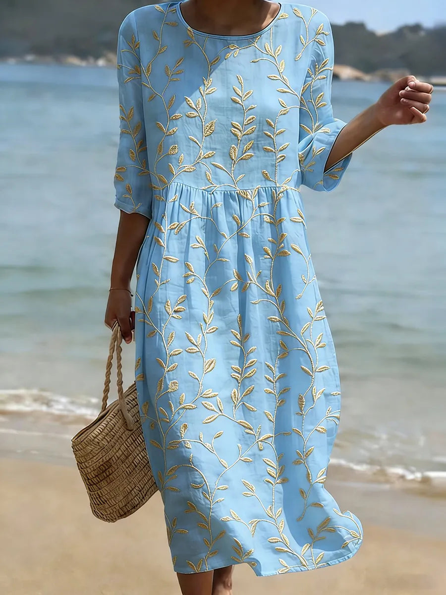 Casual women's dress with floral print