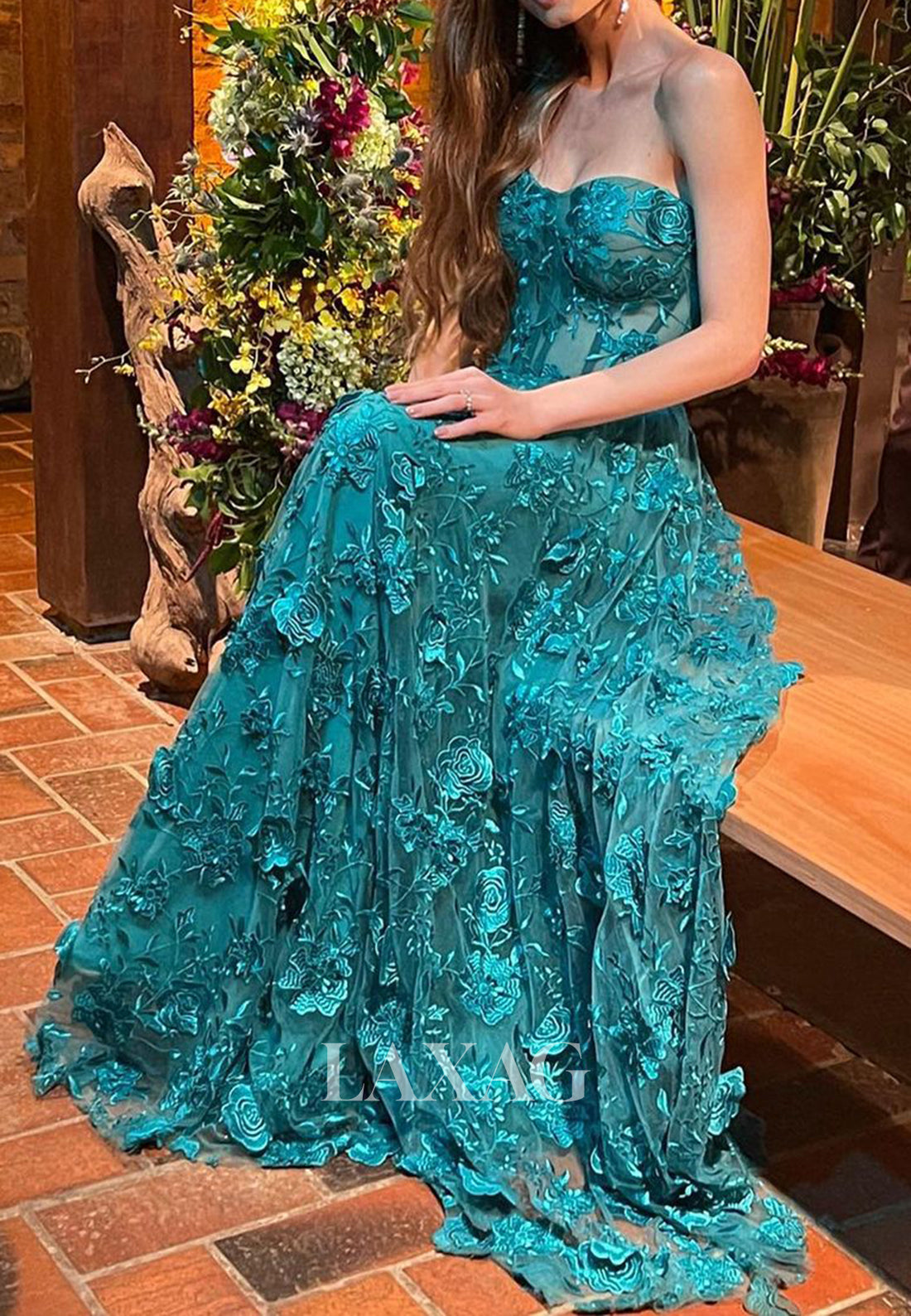 Sweetheart Off-Shoulder Sleeveless Applique Pleated High Slit Long Formal Evening Gowns