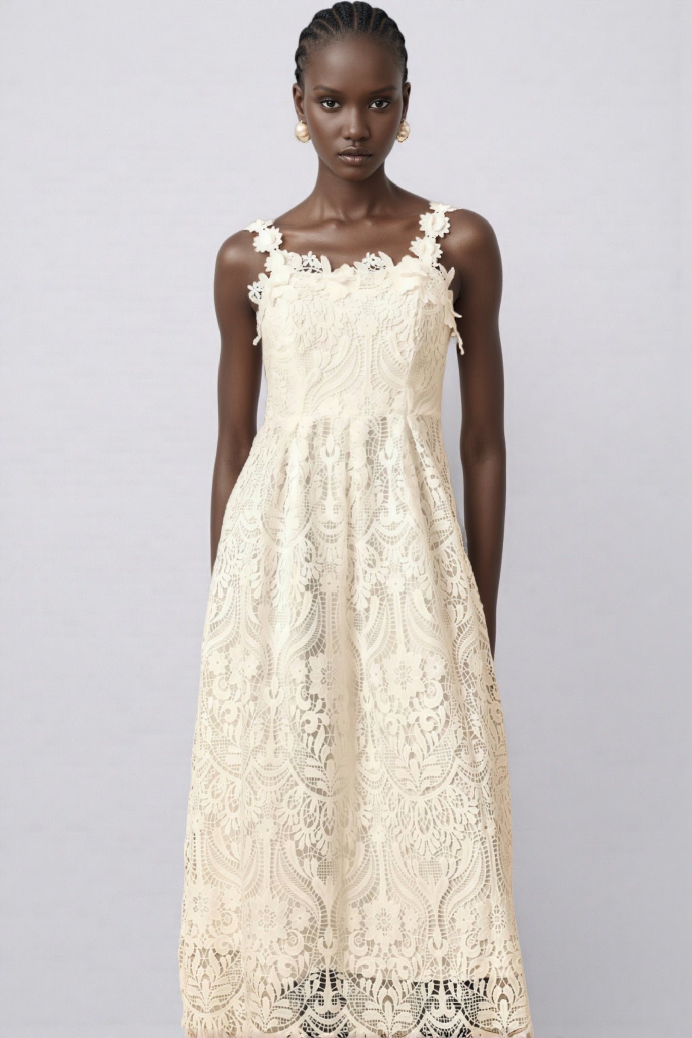 Harlin White Floral Lace Maxi Dress - View 4