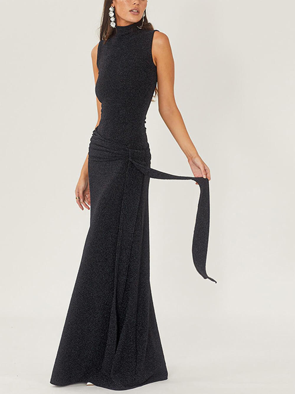 High Necked Sleeveless Long Dress With Ribbons And Bright Silk
