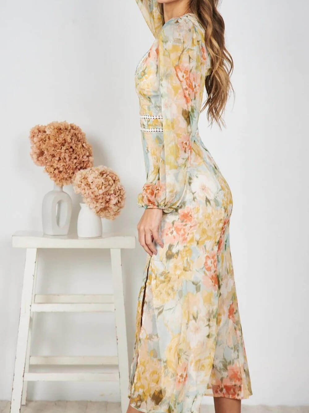 Fleur - Delicate Flower Print Midi Dress