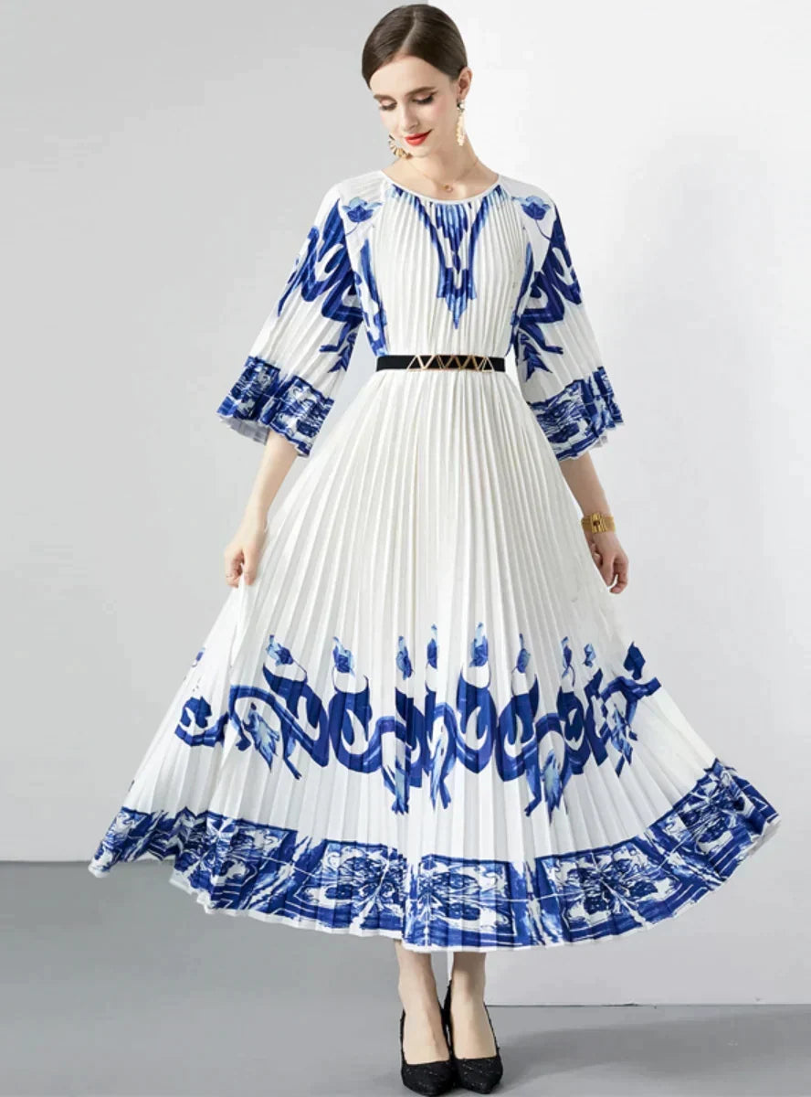 Blue And White Porcelain Loose Dress With Pleats