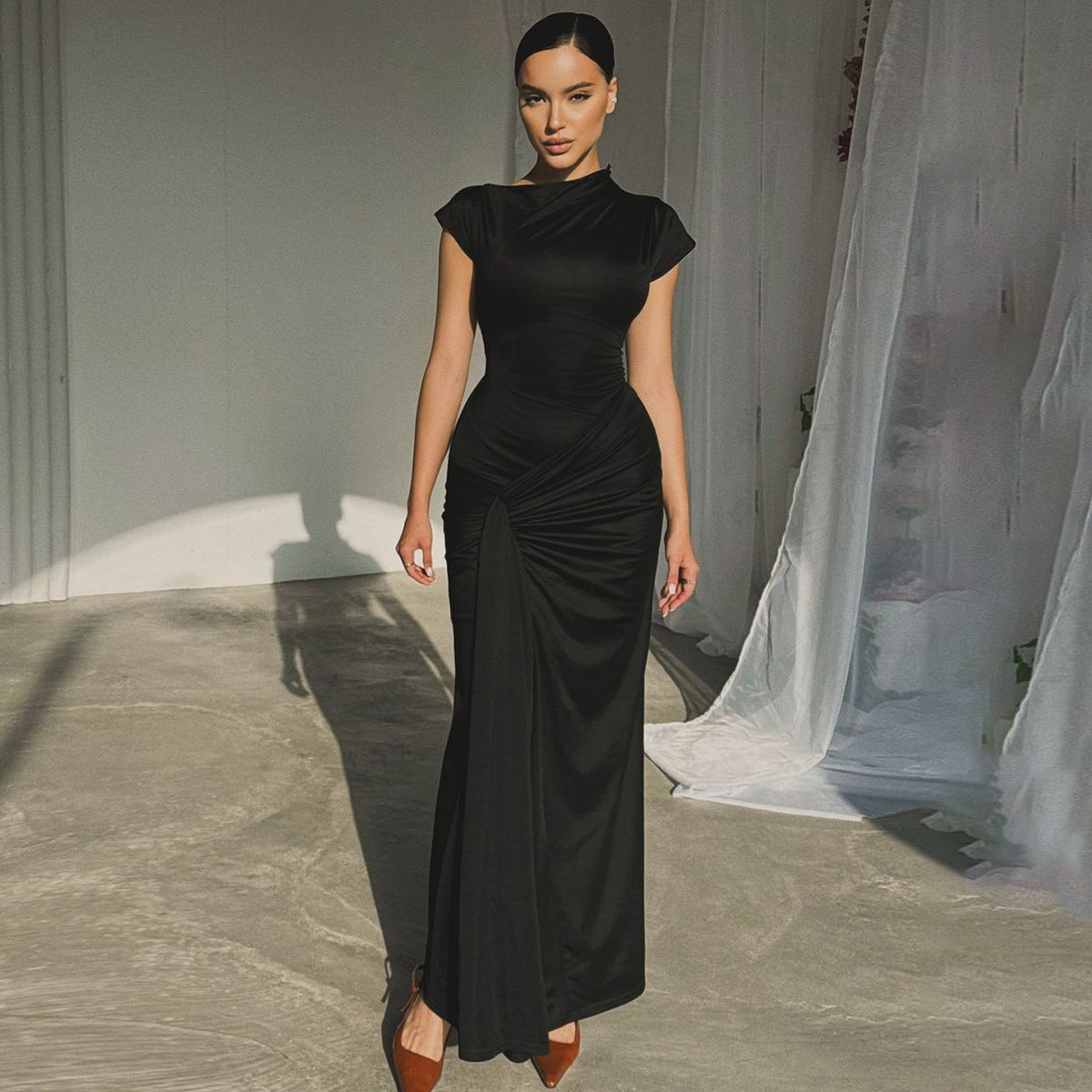 Dreamy Drape Maxi dress - Black