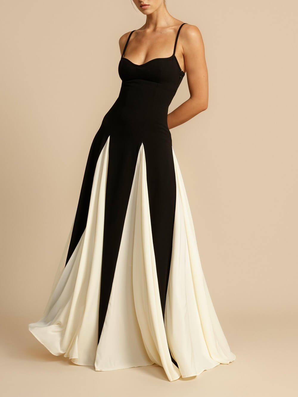 Elegance Panelled Tulle A - line Slip Maxi Dress - View 5