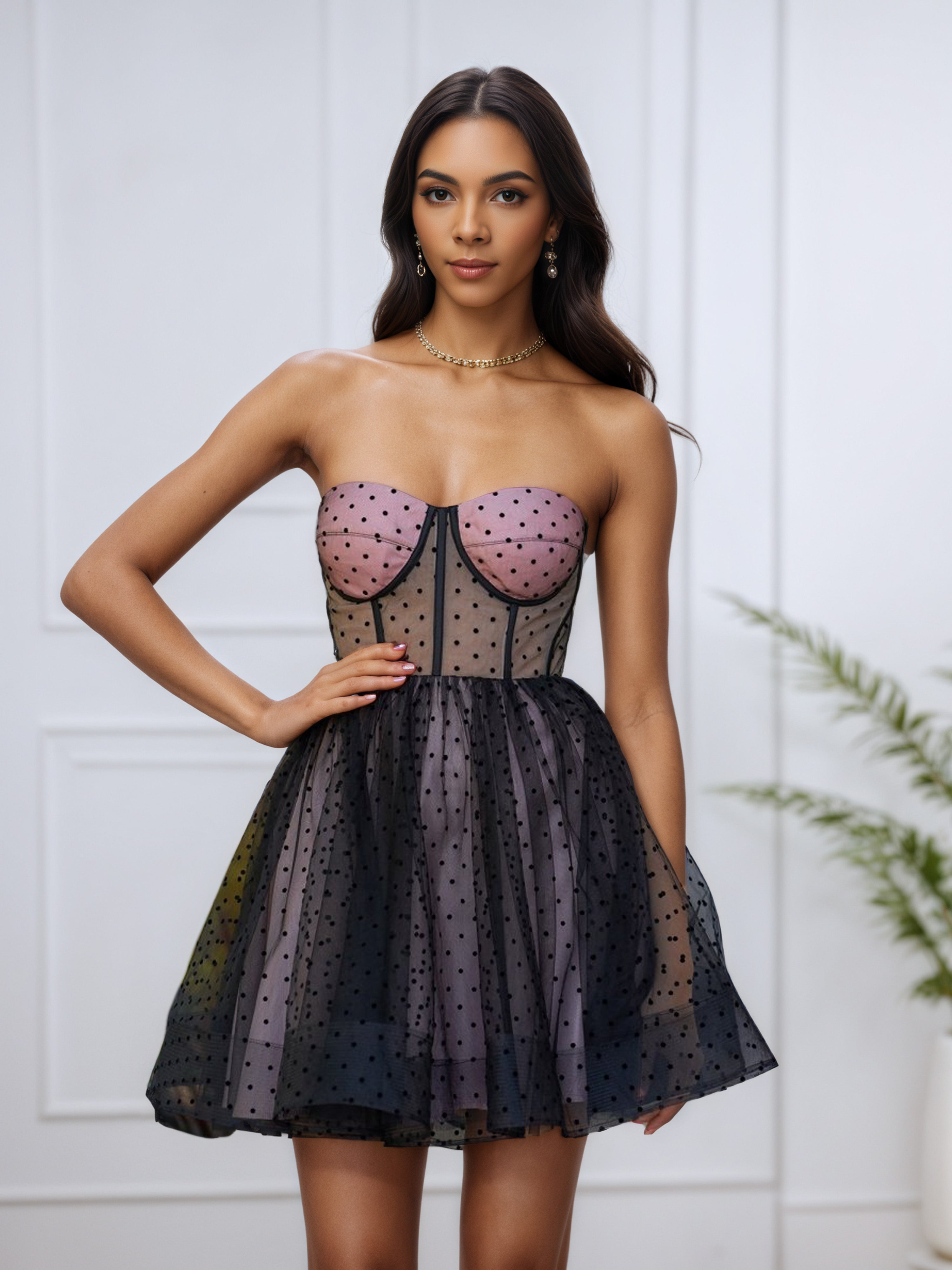Elegant Polka Dots Strapless Black Sweetheart Homecoming Dress