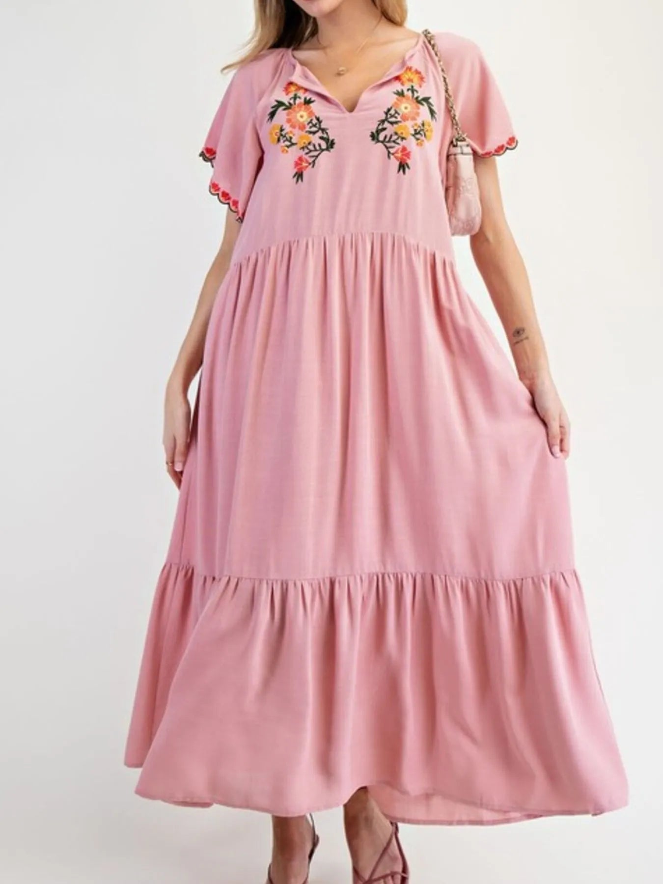 Donatella Chic Loose Casual Floral Long Sleeve Maxi Dress Elevated Occasion Wear
