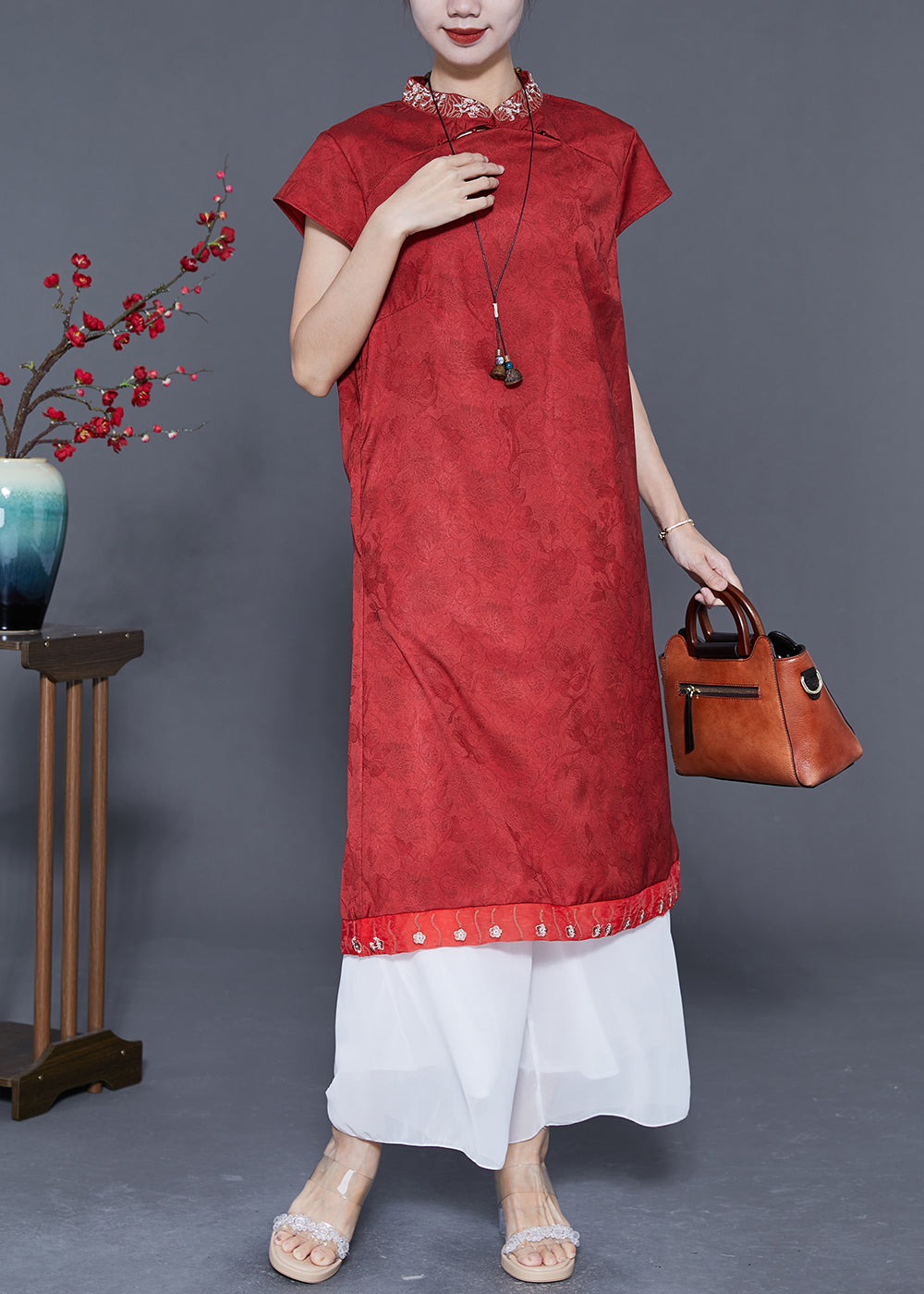Classic Vintage Dress with a Flattering Fit