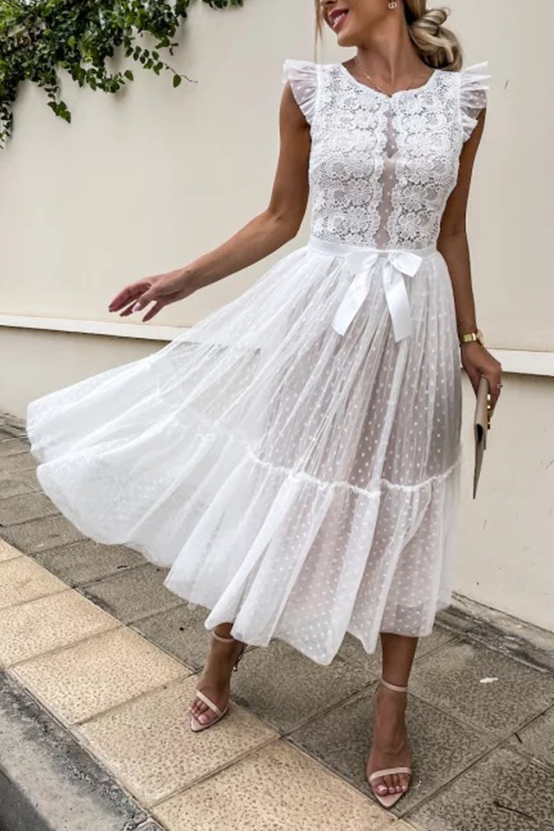 Sophisticated Dress with a Clean Classic Look