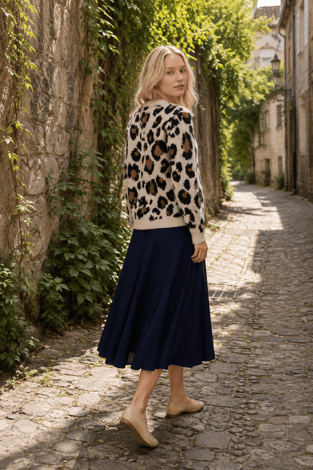 Leopard Print Crew Neck Button Front Knit Cardigan 3