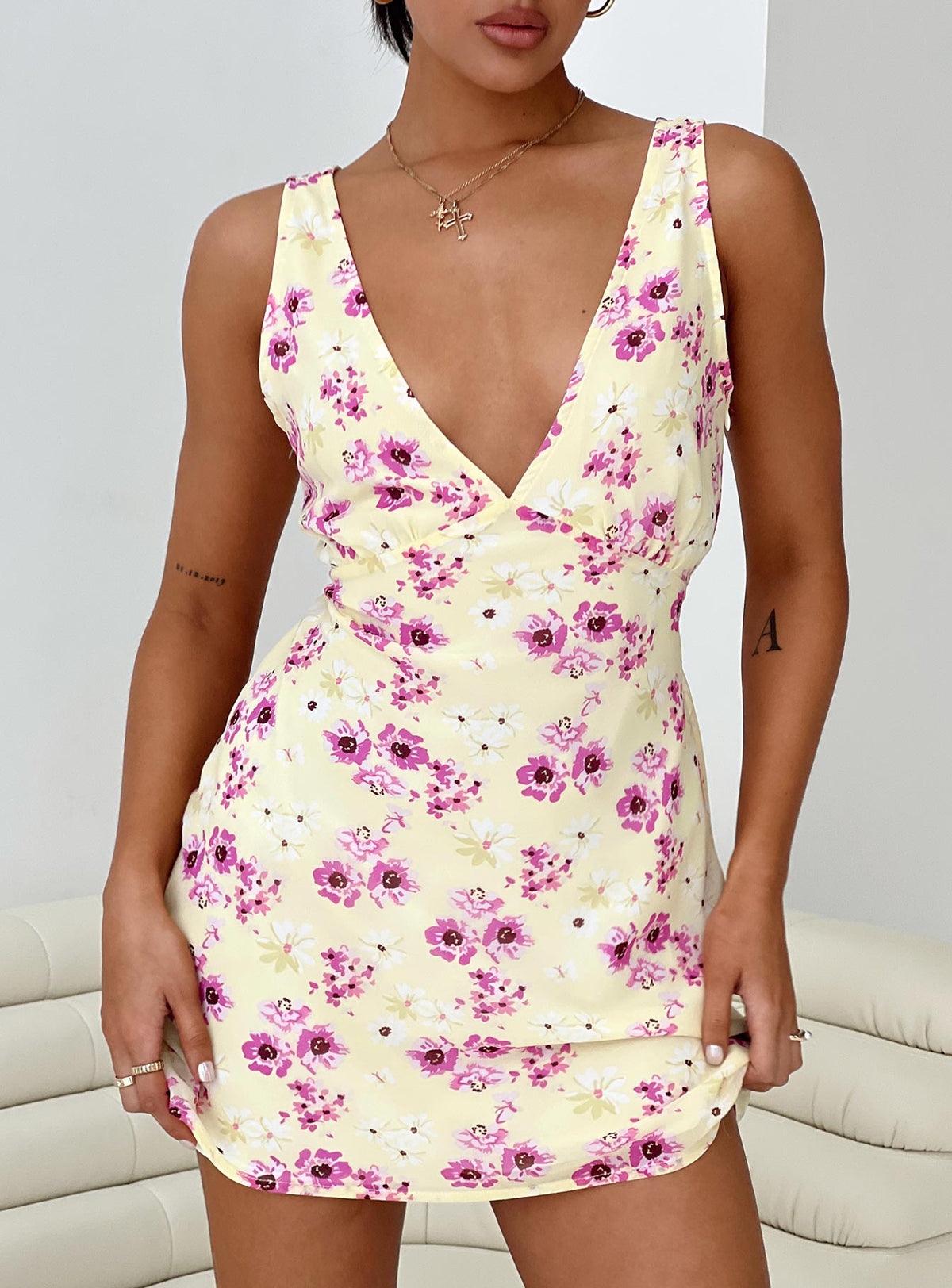 Floral Print Deep V-Neck Sleeveless Mini Dress 10