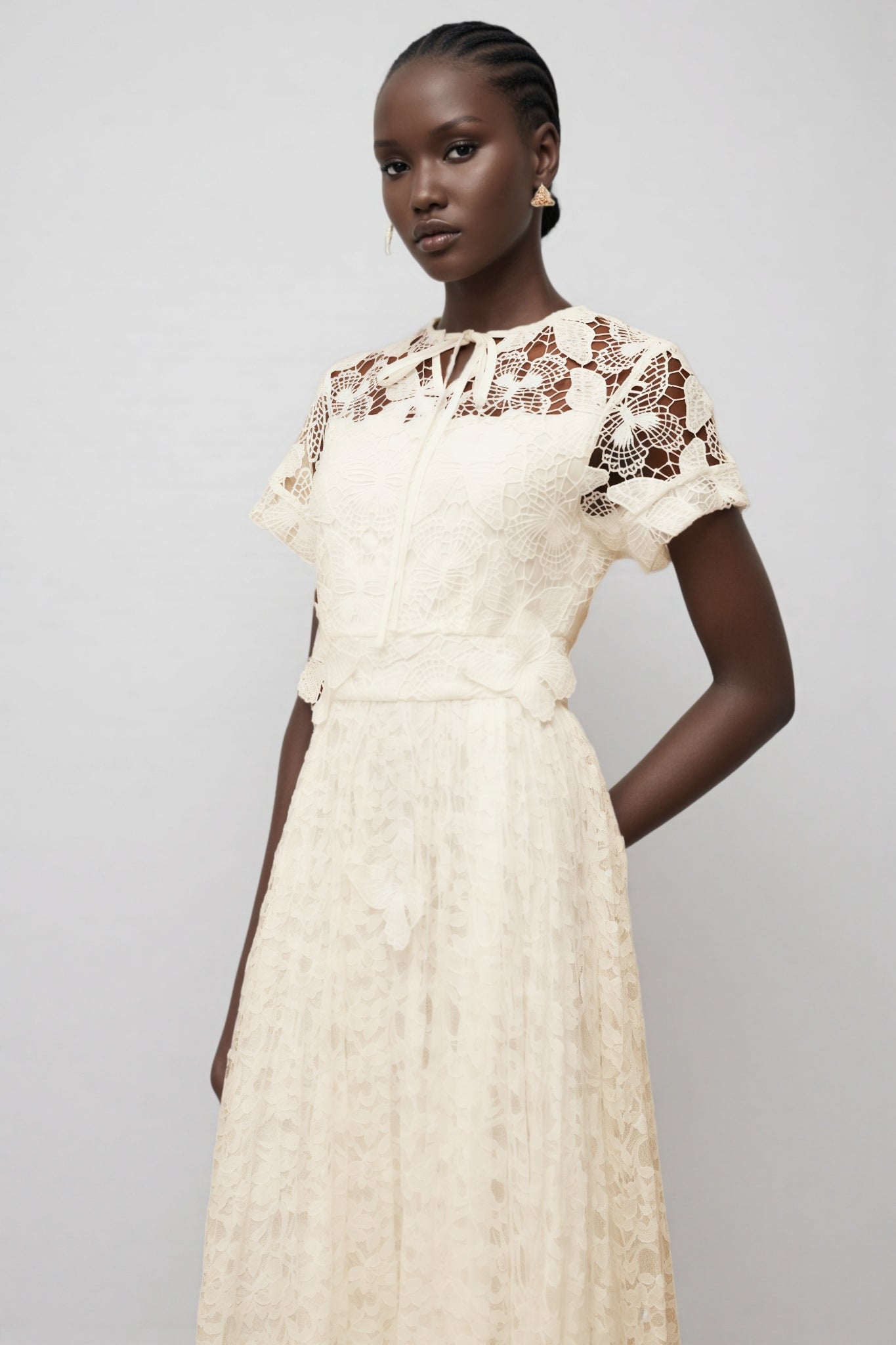 Zephrt White Lace Maxi Dress - View 3