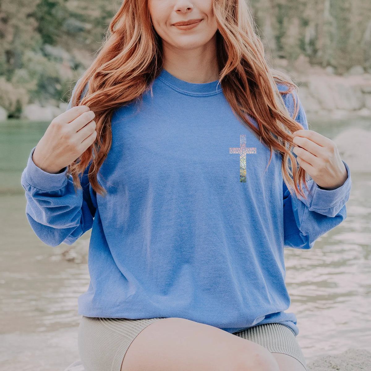 Crew Neck Long Sleeve Glitter Cross Graphic Oversized Sweatshirt 3