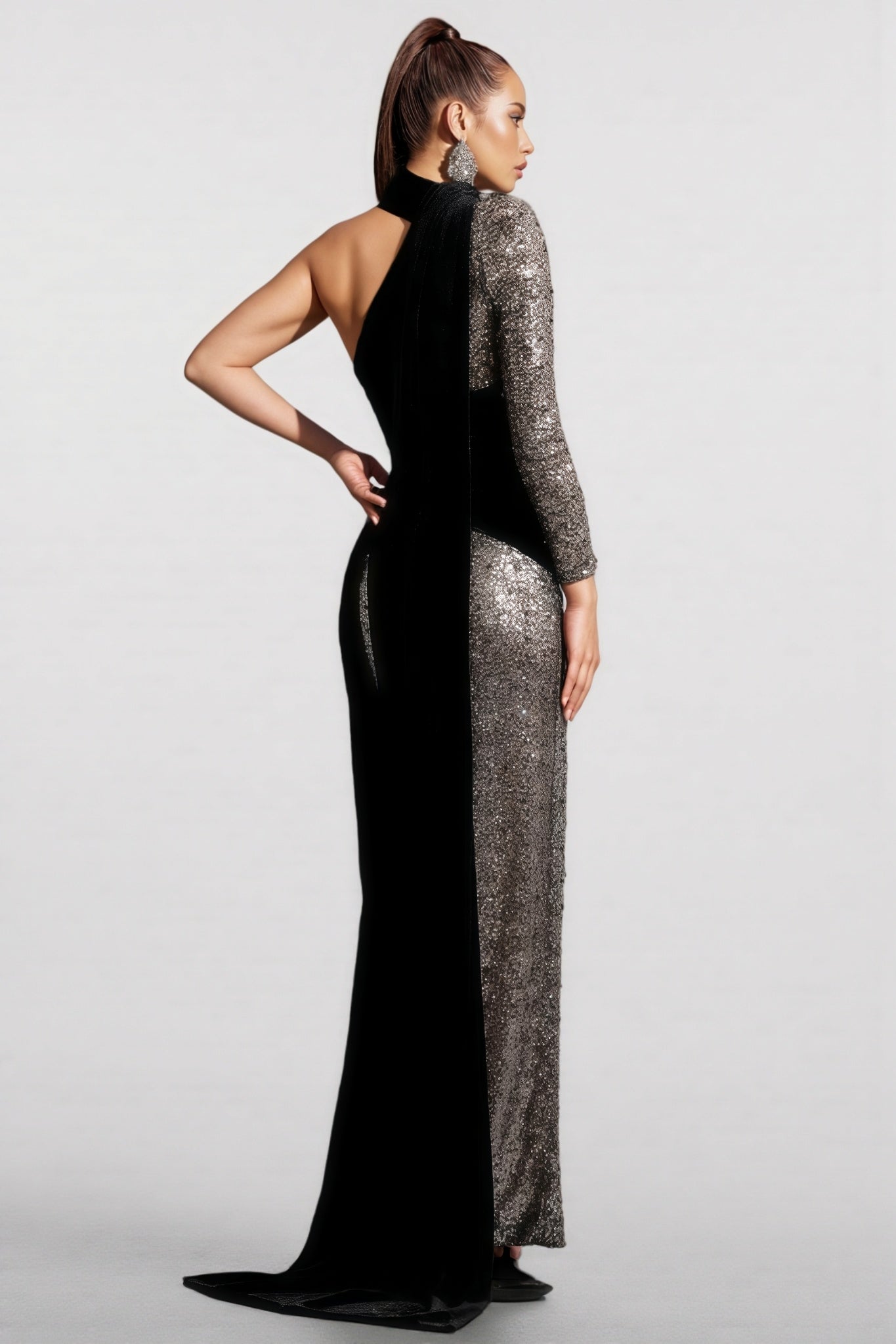 Leo Sequin Splicing Cut Out Maxi Dress - View 5