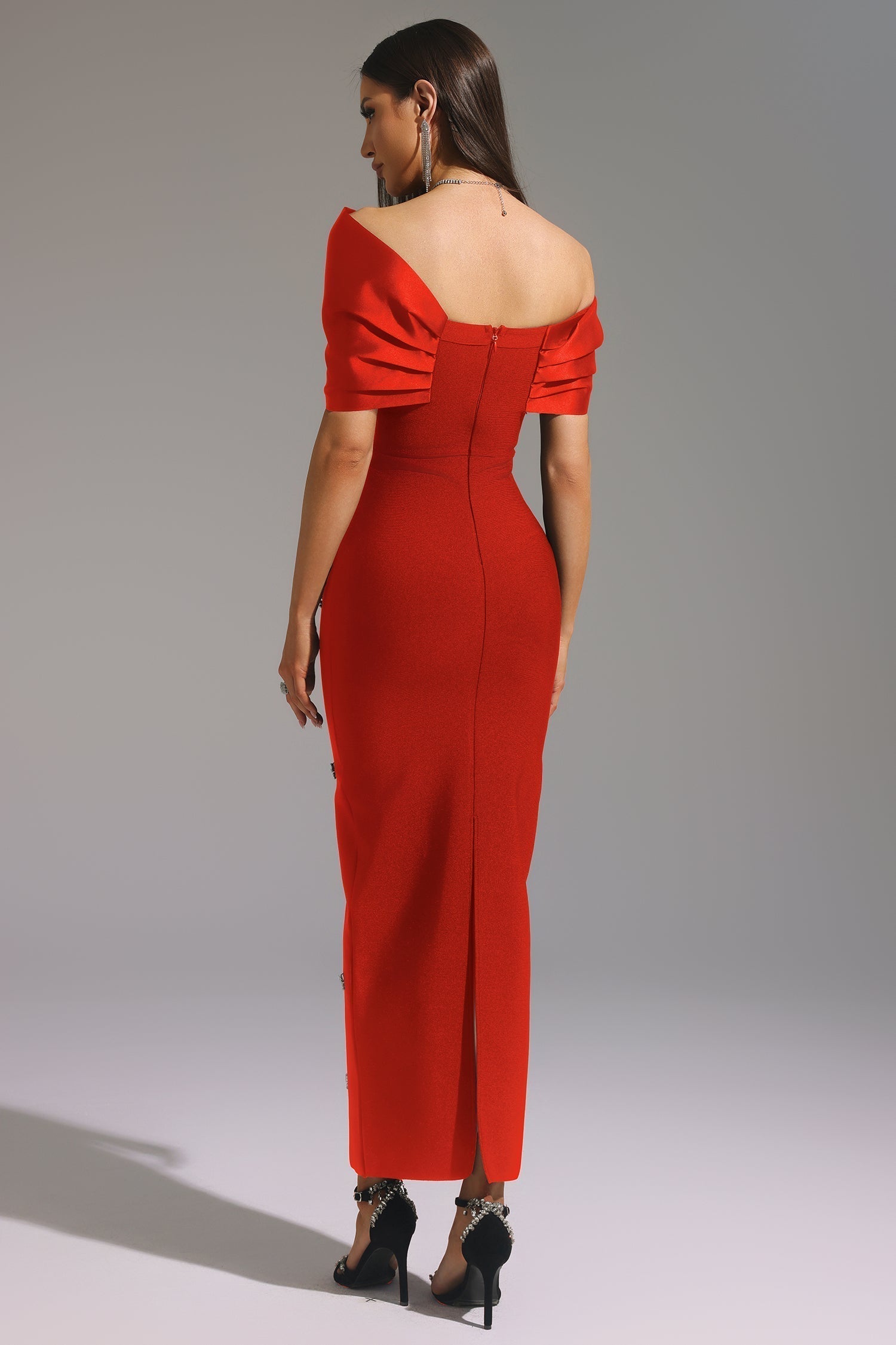 Sleeveless One Shoulder Diamond Bow Bandage Maxi Dress - View 4